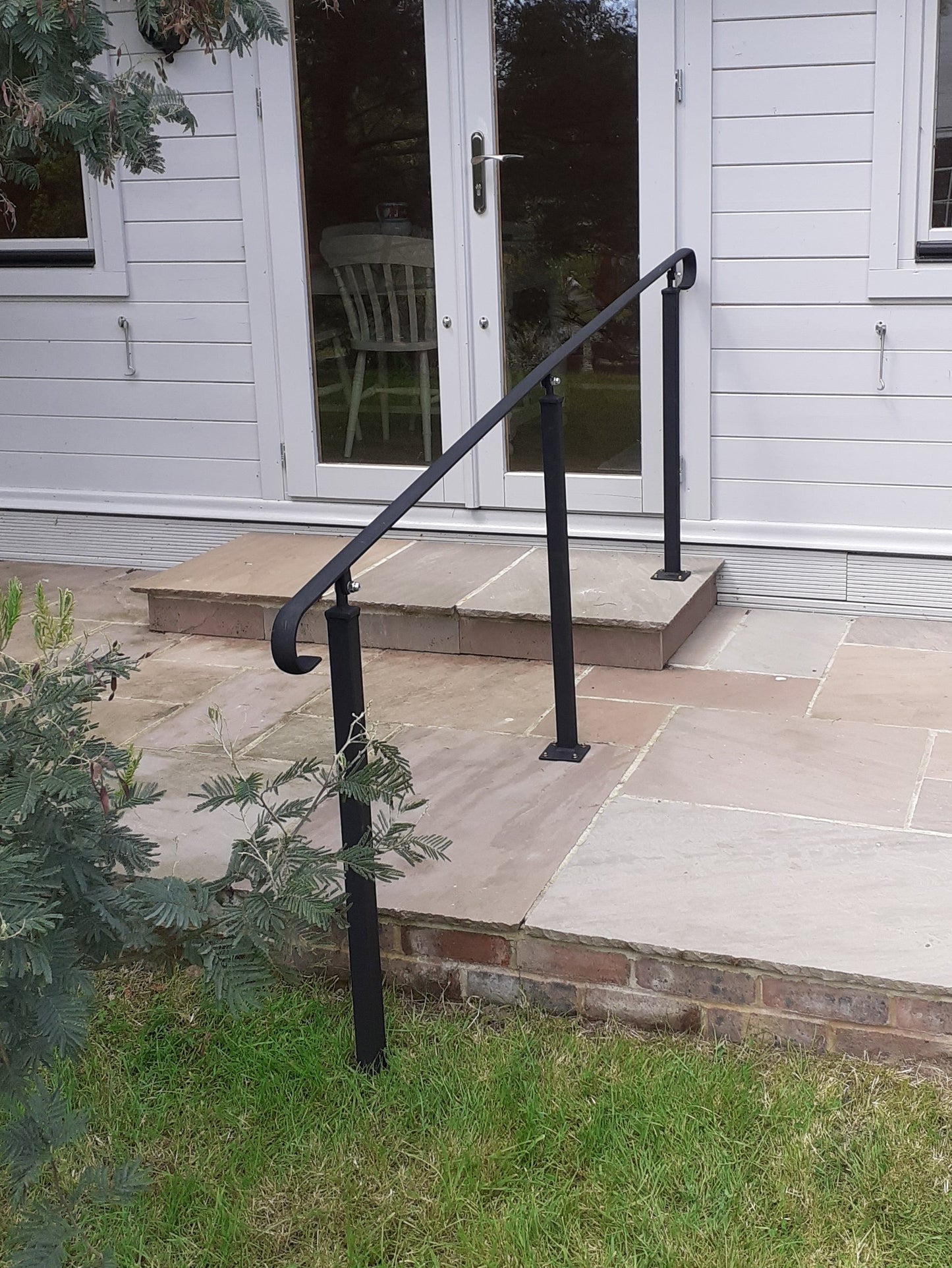 Wrought Iron Metal Handrail on One Bolt Down Post and Two Concrete In Post - Plain bar - 2.6m - 4m