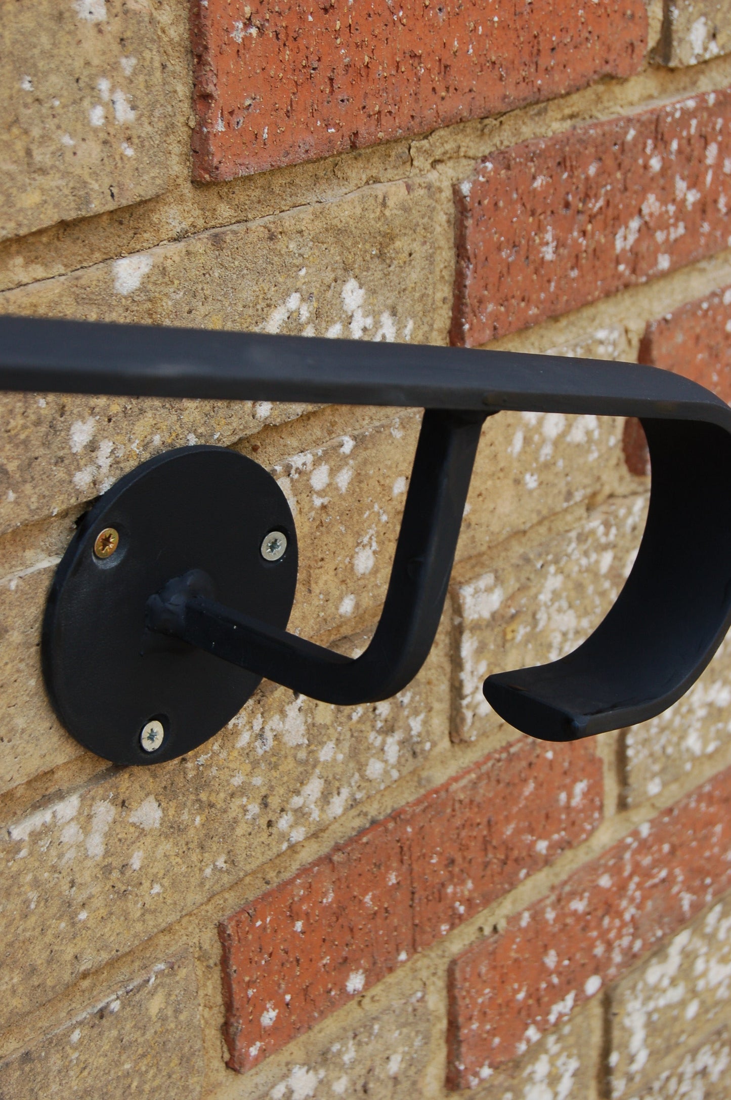Wrought Iron Metal Wall Mounted Handrail Railing - Ozias - 1m - 1.4m